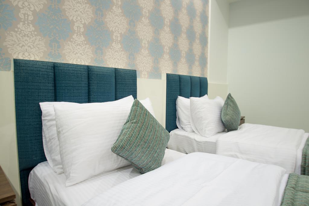 Hotel Narula'S Aurrum Amritszár Kültér fotó