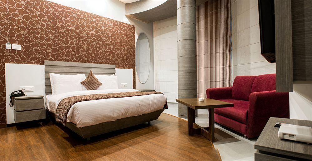 Hotel Narula'S Aurrum Amritszár Kültér fotó