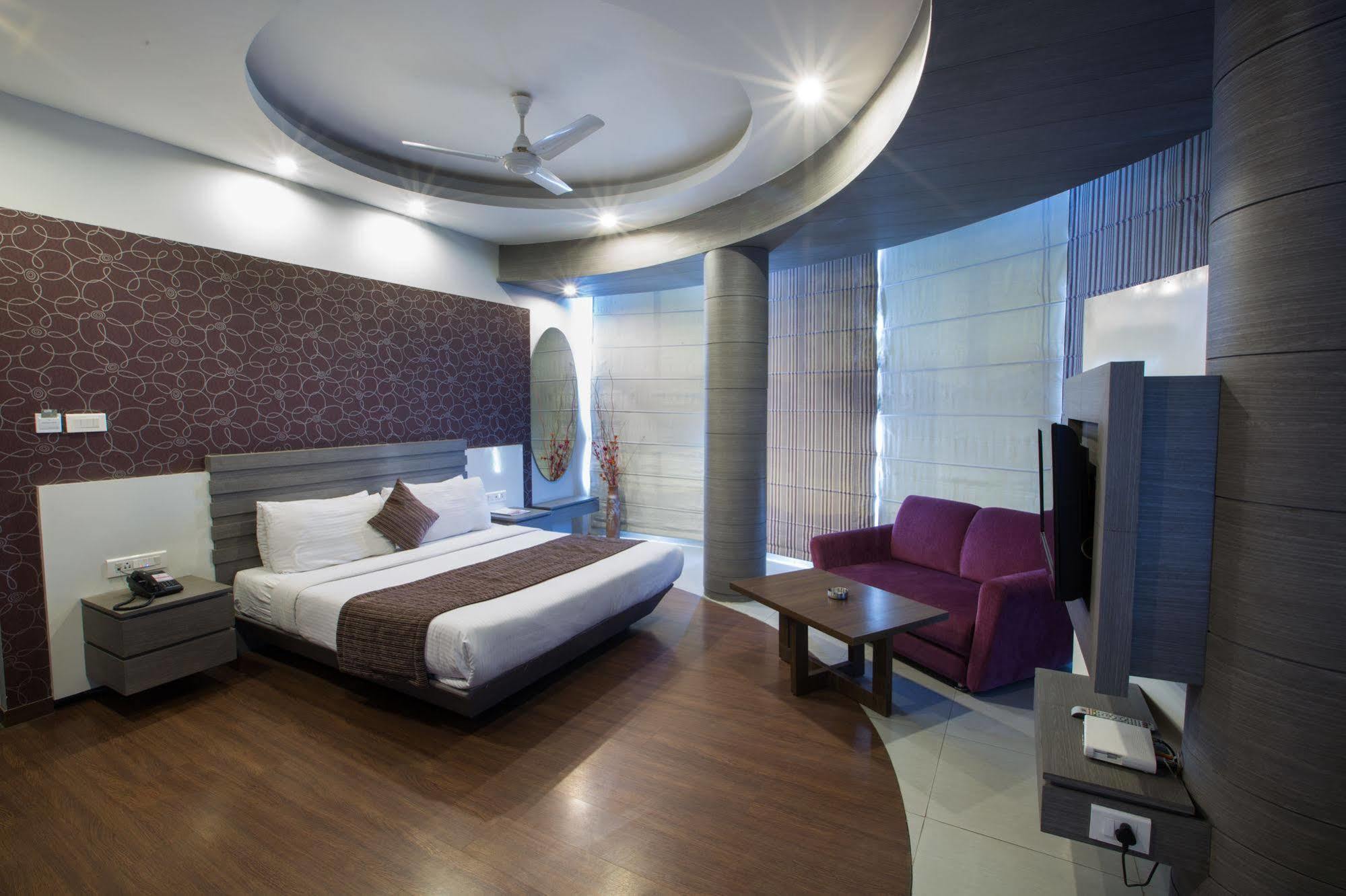 Hotel Narula'S Aurrum Amritszár Kültér fotó
